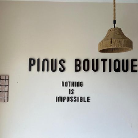 Hoi An Pinus Boutique Hotel Tan Thanh Bagian luar foto