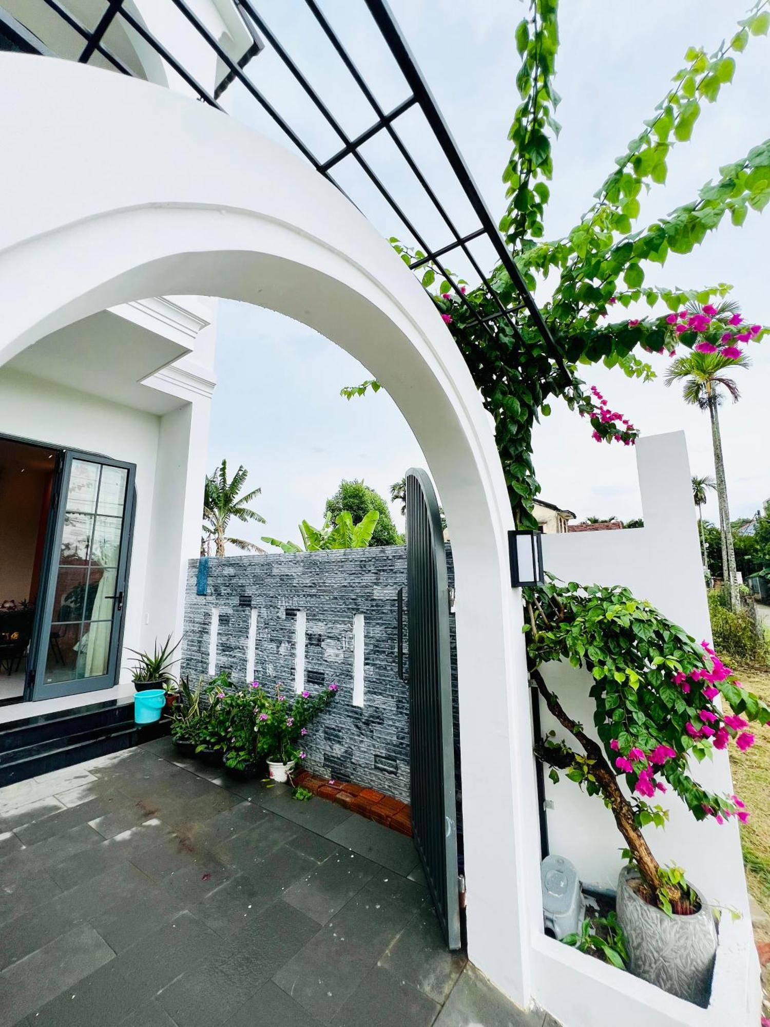 Hoi An Pinus Boutique Hotel Tan Thanh Bagian luar foto