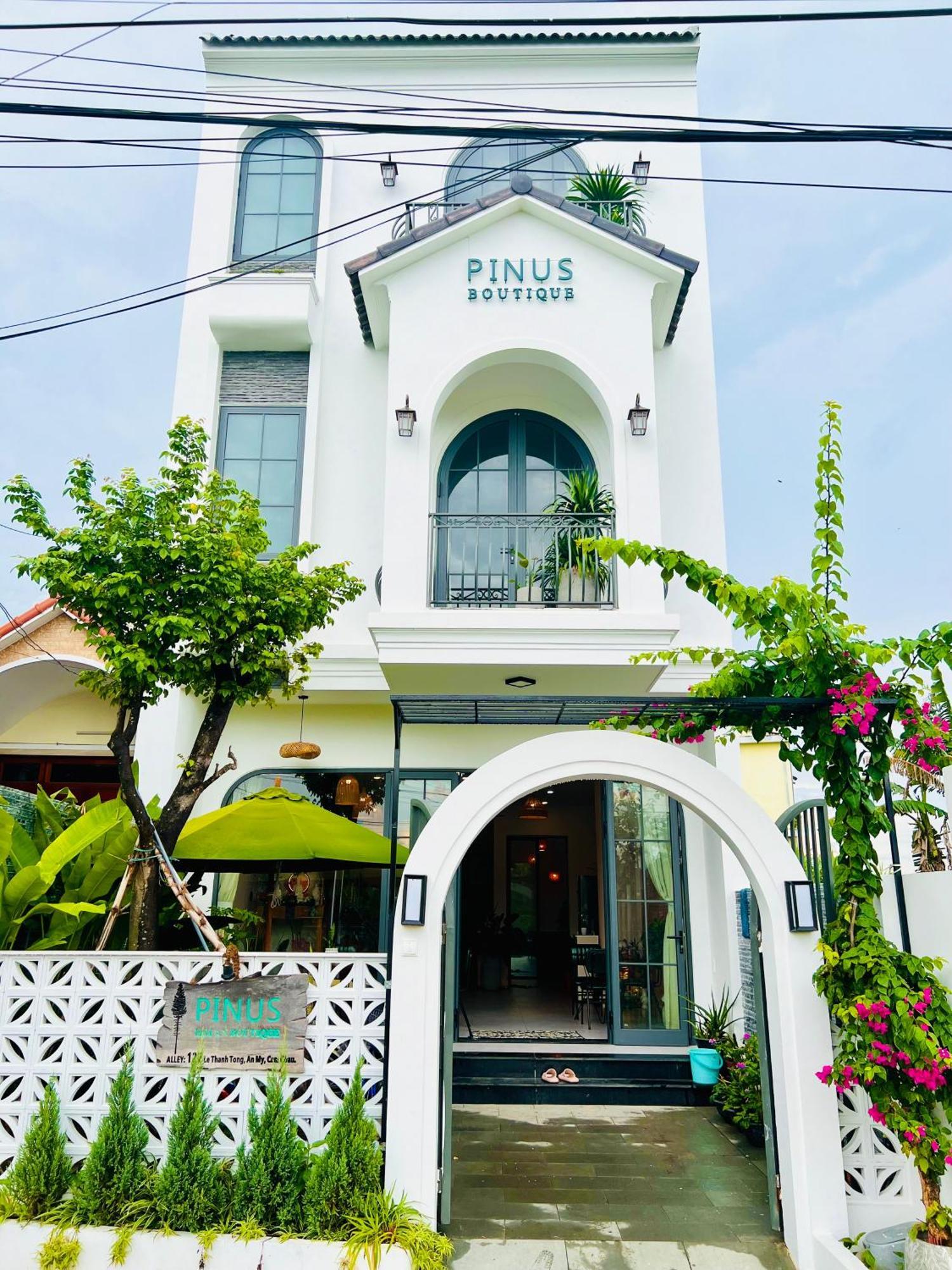 Hoi An Pinus Boutique Hotel Tan Thanh Bagian luar foto